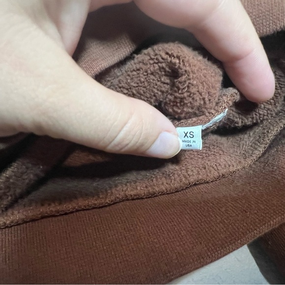 Reformation Brown Cropped Sweatshirt Size XS Flaw Discoloration - Picture 5 of 10